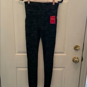 SPANX faux leather black Camo Leggings